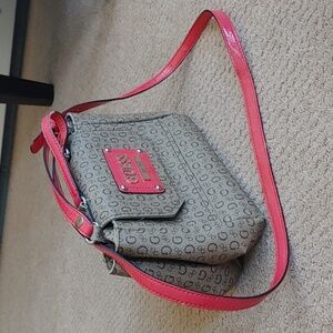 Vintage Guess Y2K Handbag Crossbody Purse